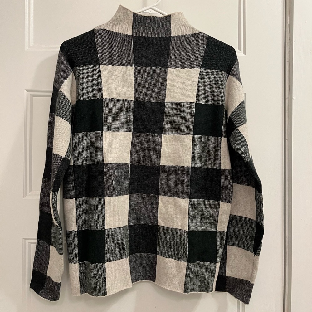 TAHARI mockneck sweater